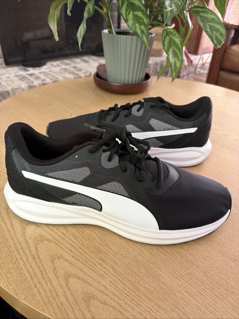 Puma Twitch Runner Mens 14.0 Black White Running Shoe 376925-01